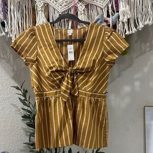 💰$10 CLOSET SALE 💰 NWT Loft Striped Tie-Front Blouse